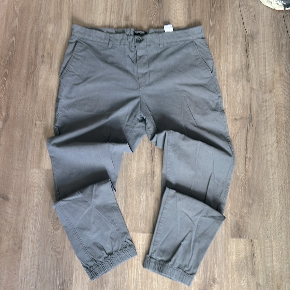 Banana Republic Jogger slacks size 36